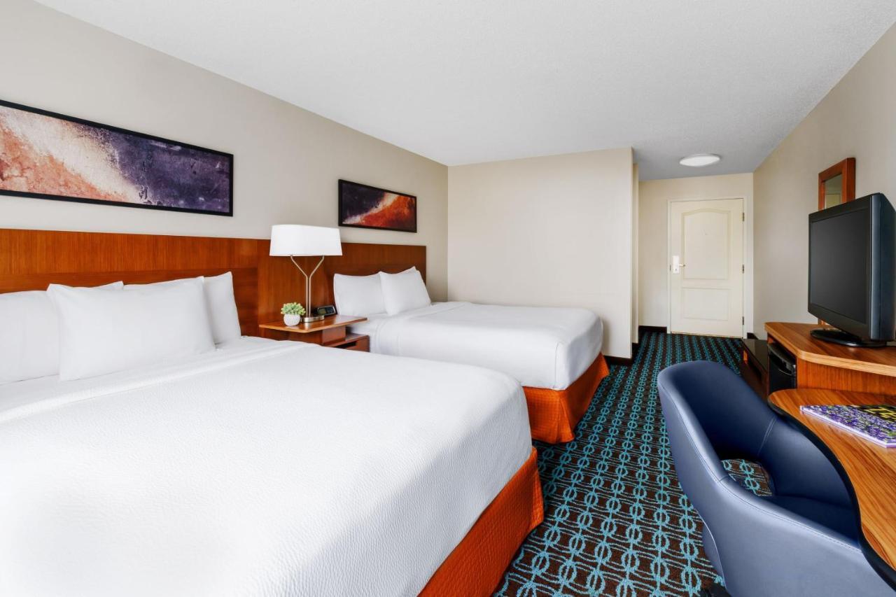 Fairfield Inn And Suites By Marriott Houston Зе-Вудлендс Екстер'єр фото