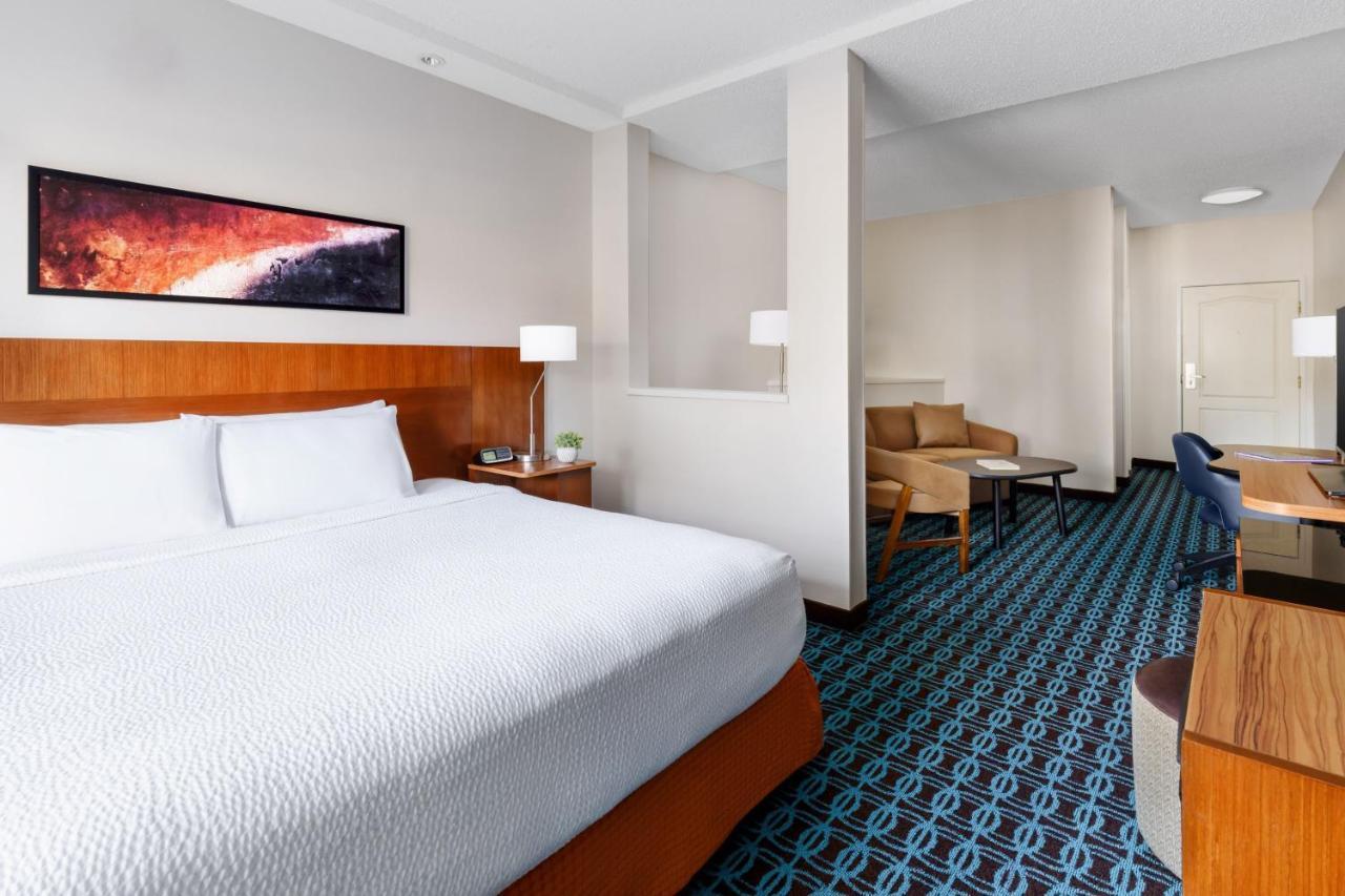 Fairfield Inn And Suites By Marriott Houston Зе-Вудлендс Екстер'єр фото